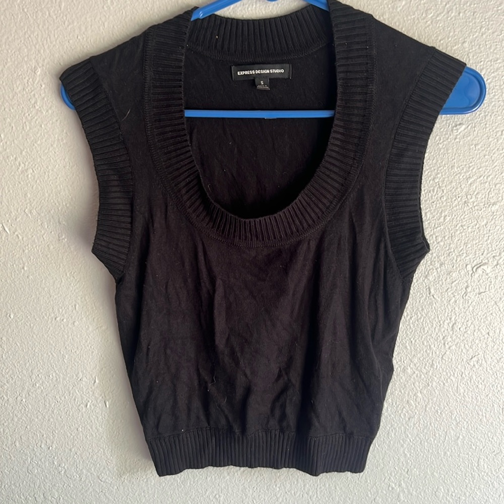 Express crop vest small